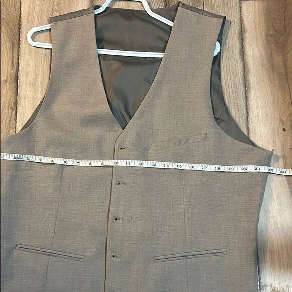 H&M Gray Classic V-Neck Vest with Adjustable Strap - Picture 4 of 6